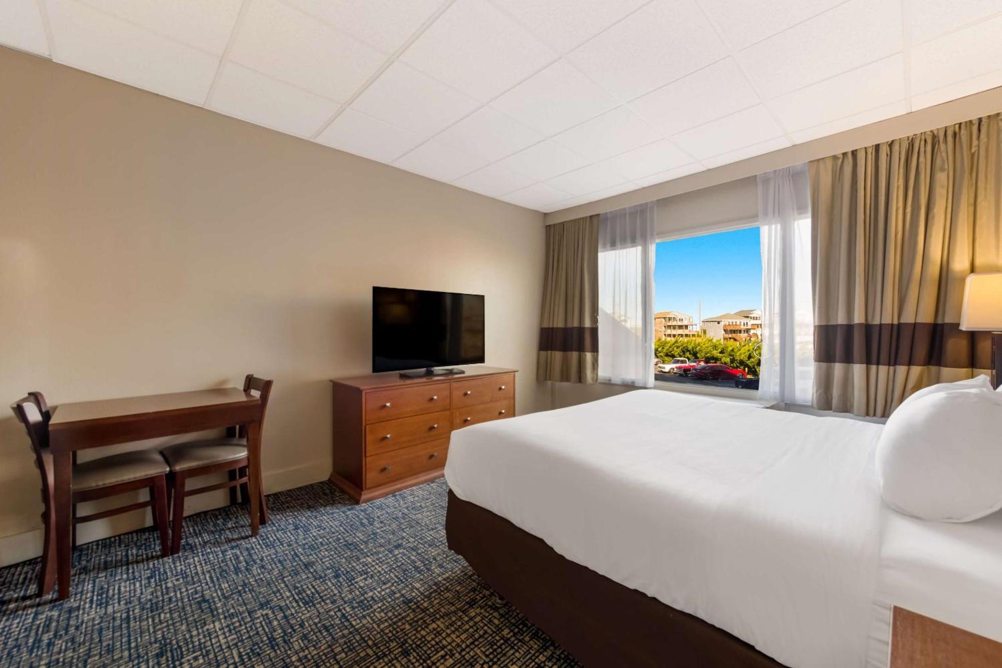 Comfort Inn South Oceanfront Nags Head Exterior photo