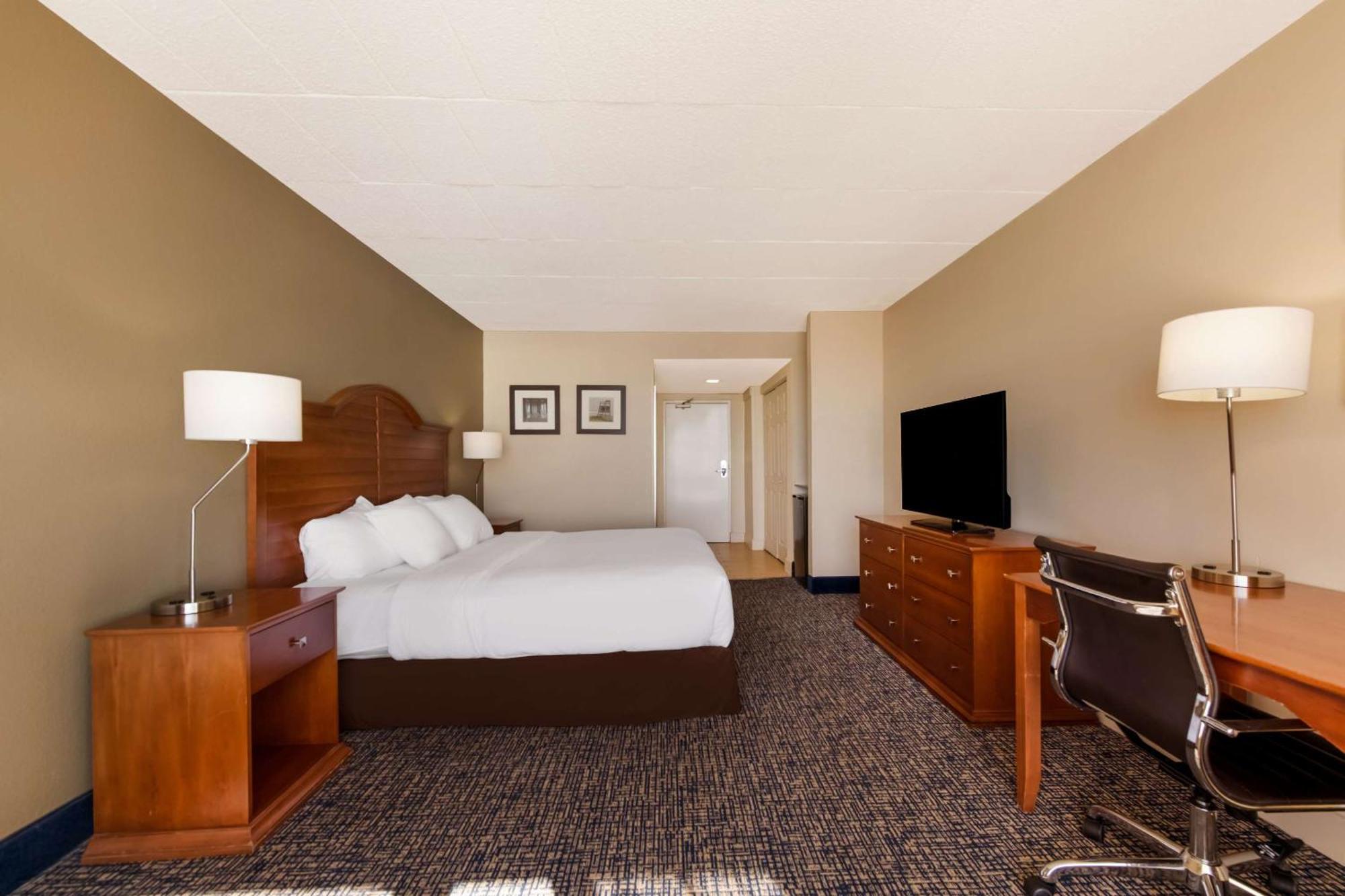 Comfort Inn South Oceanfront Nags Head Exterior photo