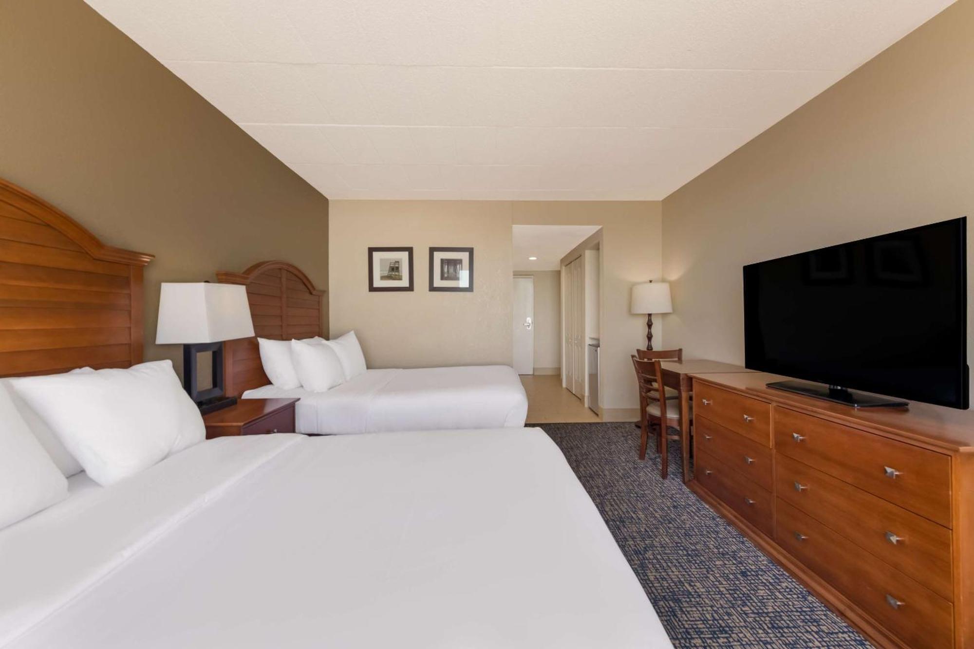 Comfort Inn South Oceanfront Nags Head Exterior photo
